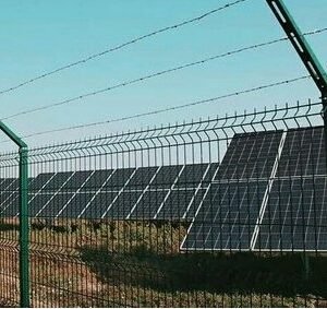 SolarFencingSystem1